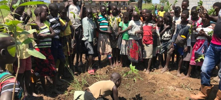 NOONEOUT- Formazione professionale e sviluppo di microimpresa in Karamoja