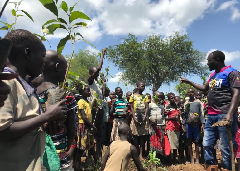 NO ONE OUT – Greening Uganda: riforestazione, agricoltura sostenibile e gestione efficace delle risorse idriche