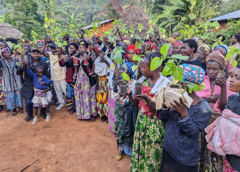 AMICI DEI POPOLI – Coltivare Resilienza: Empowerment e Sostenibilità a Nyangezi